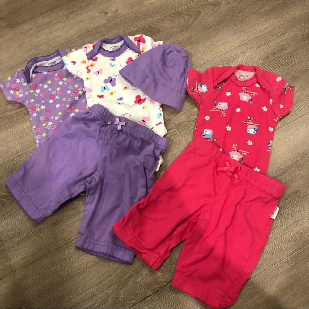 💕💕 Baby Girl’s Newborn Onesies Bundle